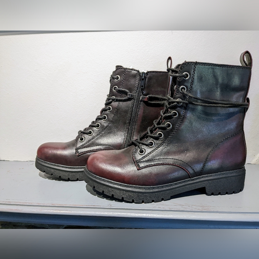 So casual boots